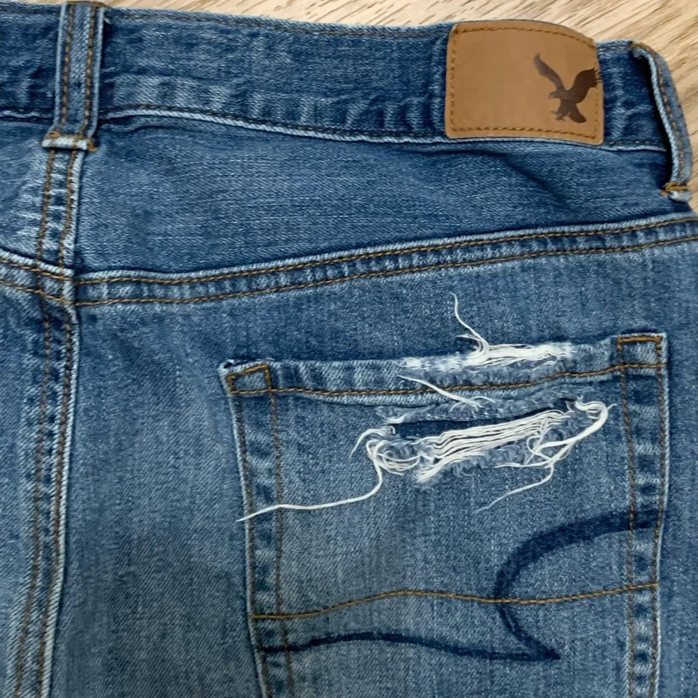 American Eagle Vintage Hi Rise Festival Destroyed Jean Shorts 8
